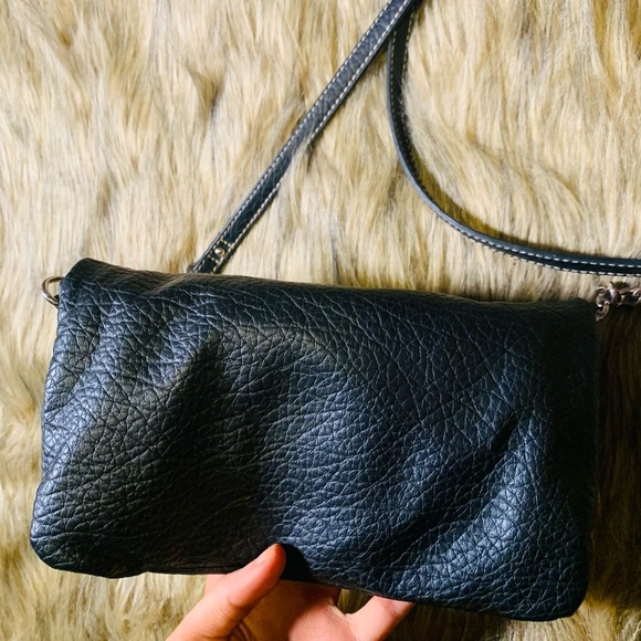๐ CUTE AND PRACTICAL NINE WEST CROSSBODY BAG - Picture 7 of 13